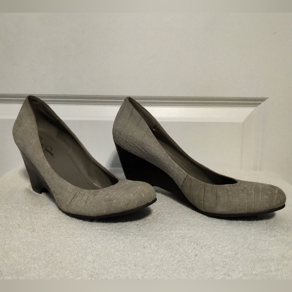 Jessica Simpson Taupe Croc-Embossed Wedge Pumps